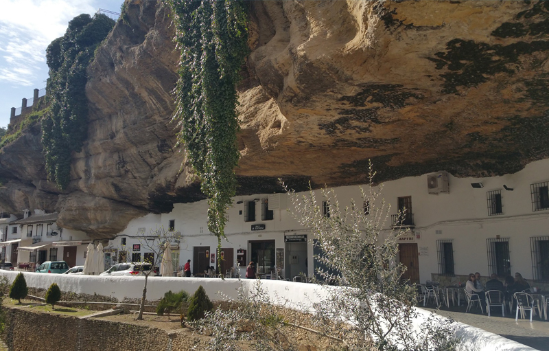 Setenil de las Bodegas